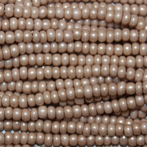 8/0 Czech Seed Bead Hazelnut Lamella Supra Pearl